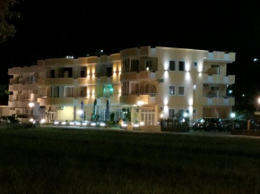 Гостиница Apartments Grandino  Улцинь